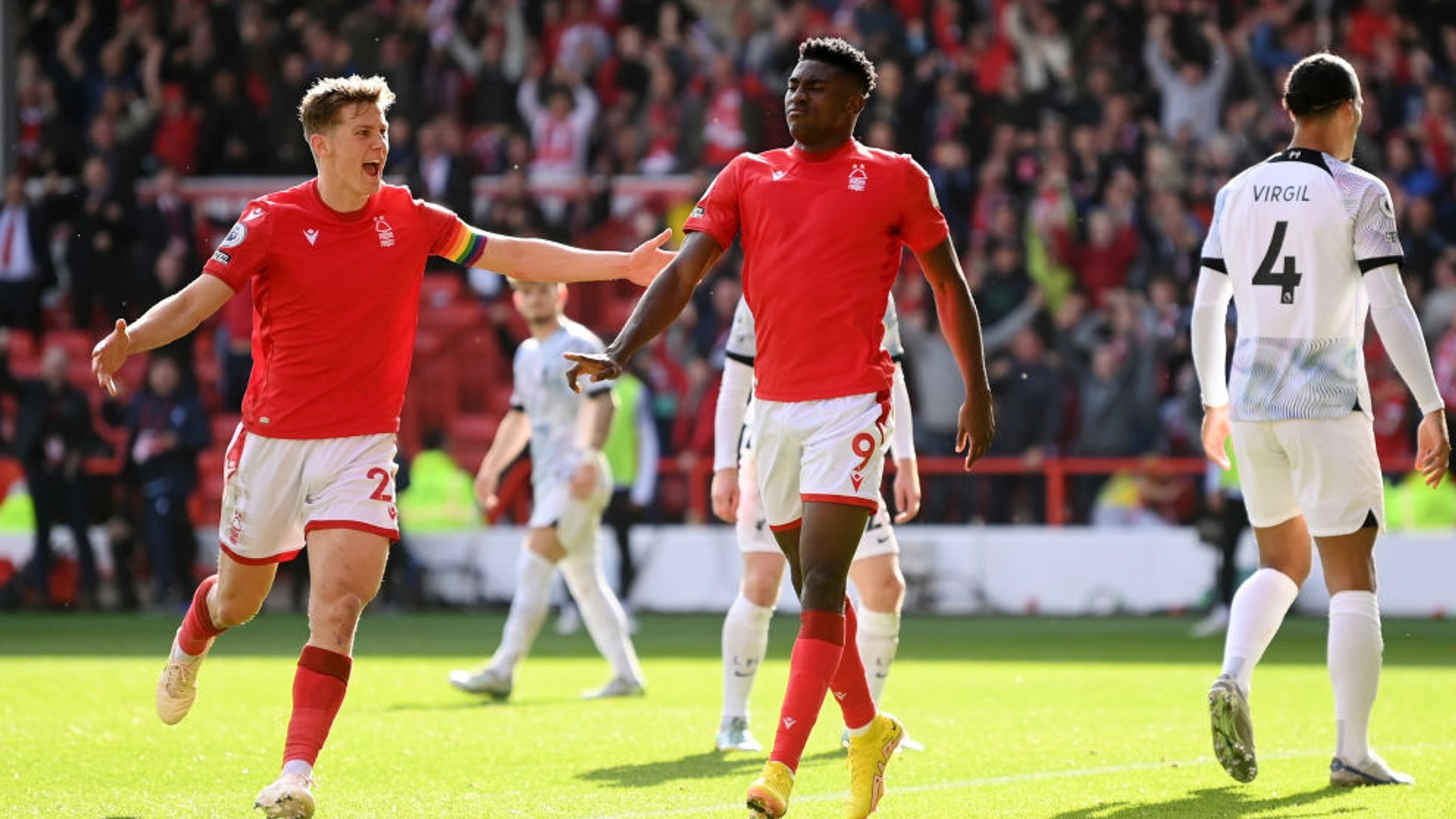 没有哪个人 没有哪个人